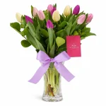 Florero Amore con 12 Tulipanes